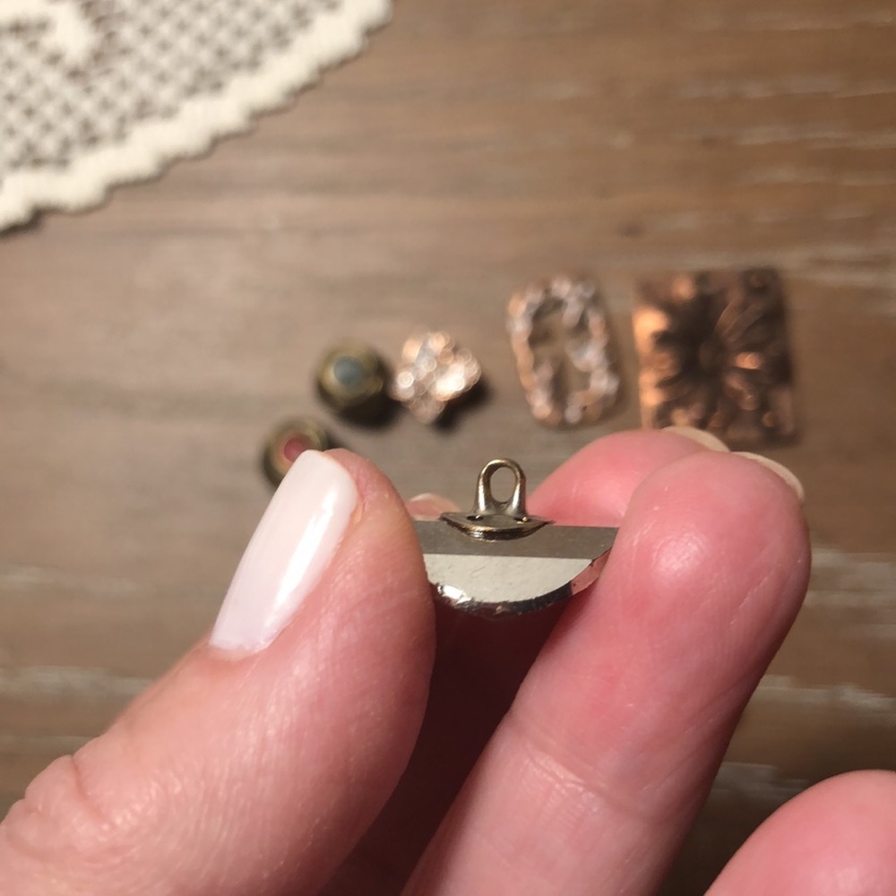 Bead Lot - Picture 3 of 12